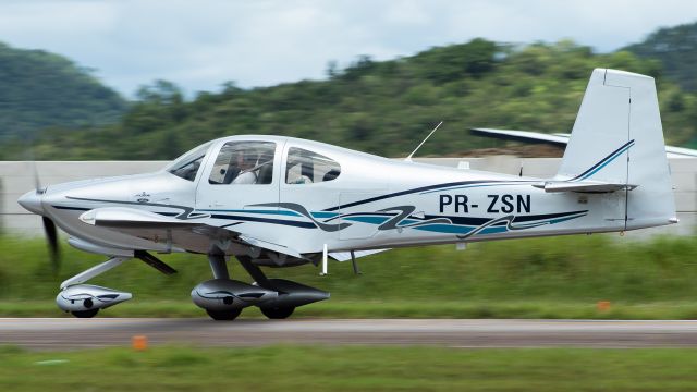 Vans RV-10 (PR-ZSN)