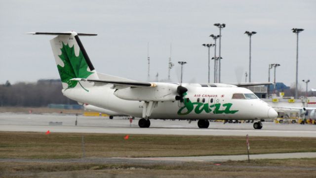 de Havilland Dash 8-400 (C-GABF)