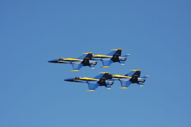 — — - Blue Angels Tuscaloosa Air Show 2009