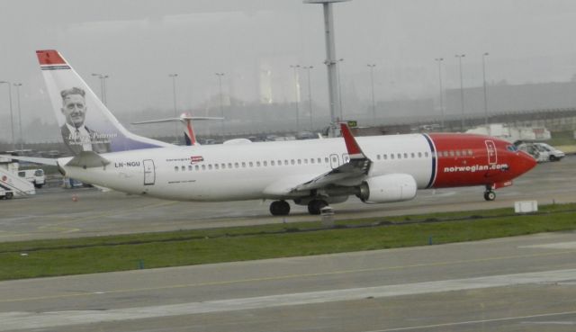 Boeing 737-700 (LN-NGU)