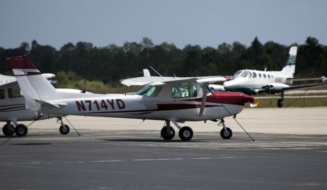 Cessna 152 (N714YD) - Nice paint job