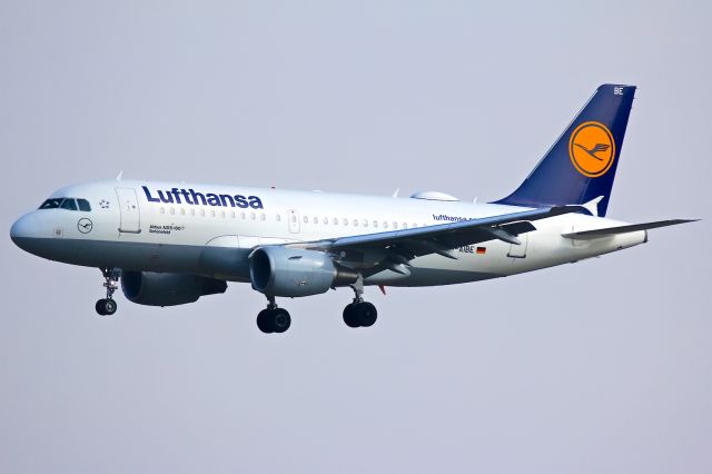Airbus A319 (D-AIBE)