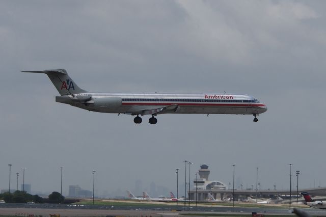 McDonnell Douglas MD-80 (N971TW)