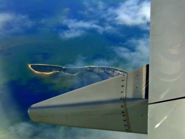 Boeing 737-800 (PR-GXB) - Take off from Florianópolis-SC, Brazil