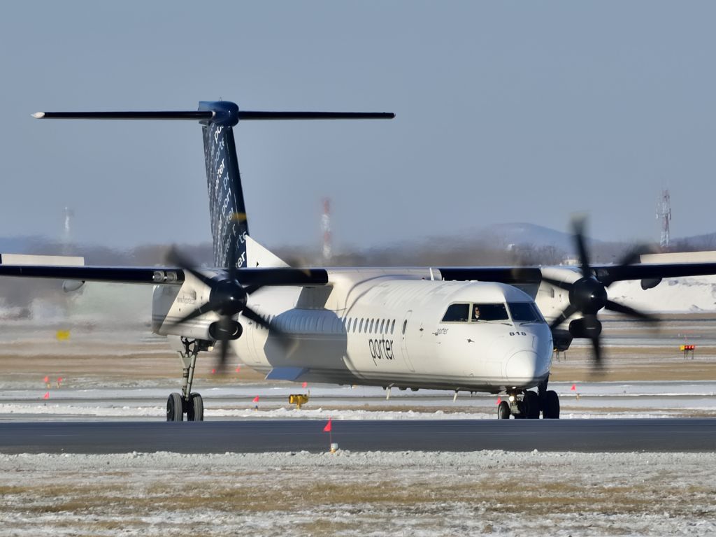 de Havilland Dash 8-400 (C-GLQX)