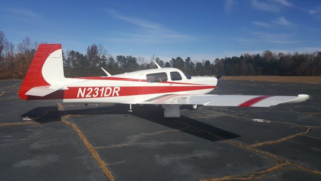 Mooney M-20 Turbo (NGF2367)