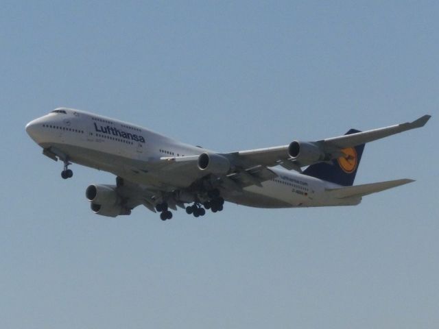 Boeing 747-200 (D-ABVN)