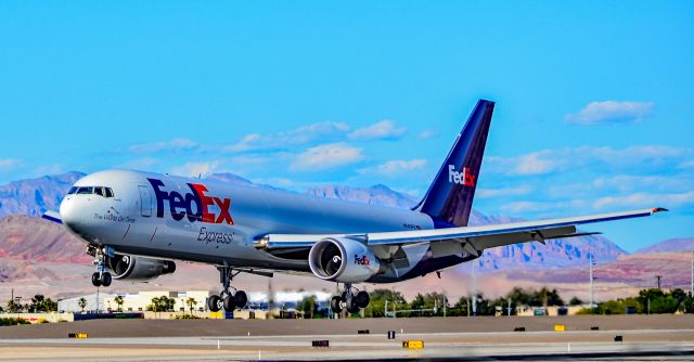 BOEING 767-300 (N145FE) - N145FE Federal Express (FedEx) Boeing 767-3S2F(ER) - cn 42727 "Demitra" - Las Vegas - McCarran International Airport (LAS / KLAS)br /USA - Nevada May 19, 2017br /Photo: Tomás Del Coro