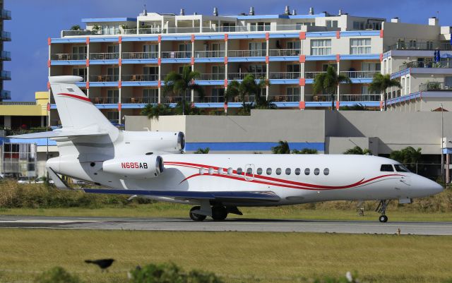 Dassault Falcon 7X (N685AB)