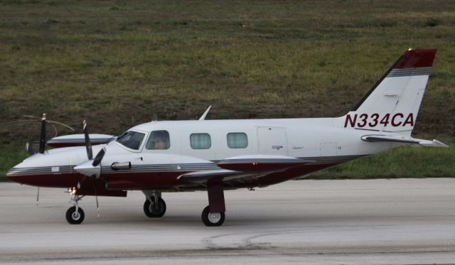 Piper Cheyenne (N334CA)