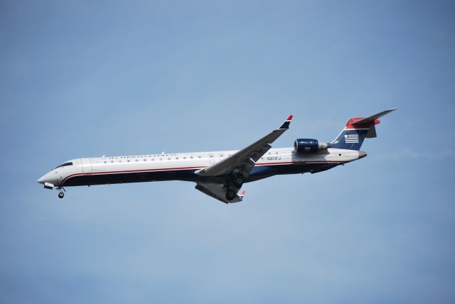 Beechcraft King Air 90 (N911FJ) - Approaching runway 23