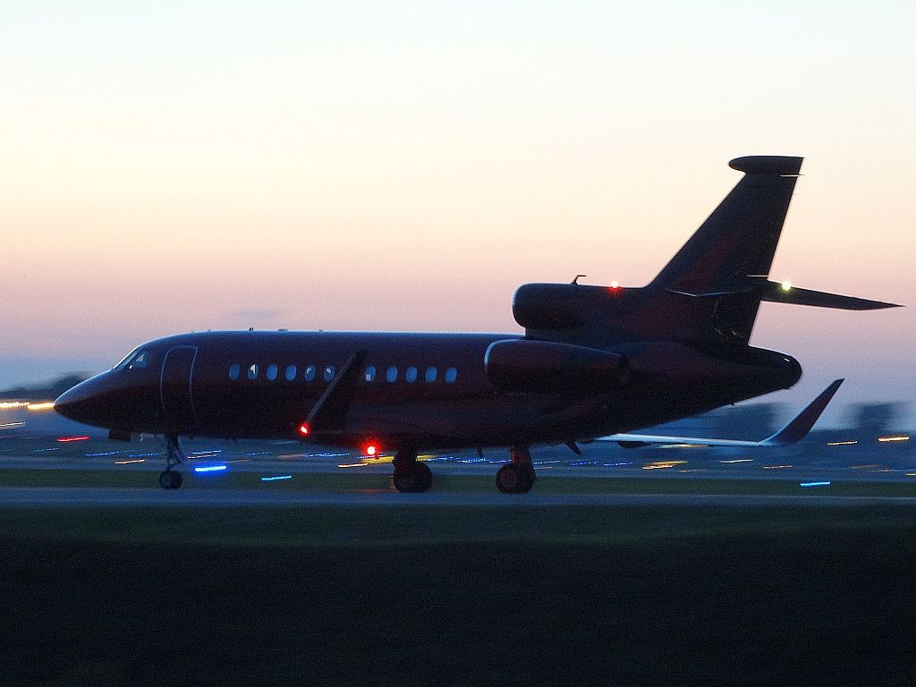 Dassault Falcon 900 (N539CA)