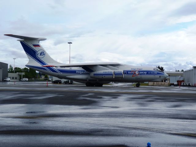 Ilyushin Il-76 (RA-76952)