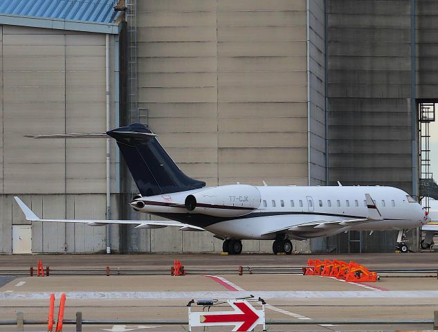 Bombardier Global Express (T7-CJK) - I took this picture on Feb 07, 2020.