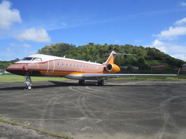 Bombardier Global Express (M-UNIS)