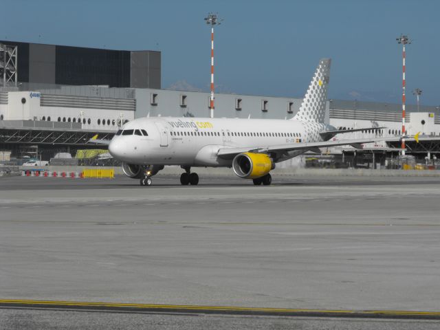 Airbus A320 (EC-JTR)