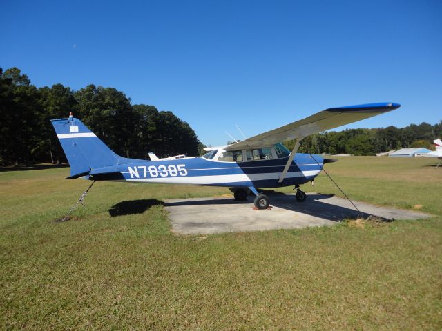 Cessna Skyhawk (N78385) - Taken at 4A0