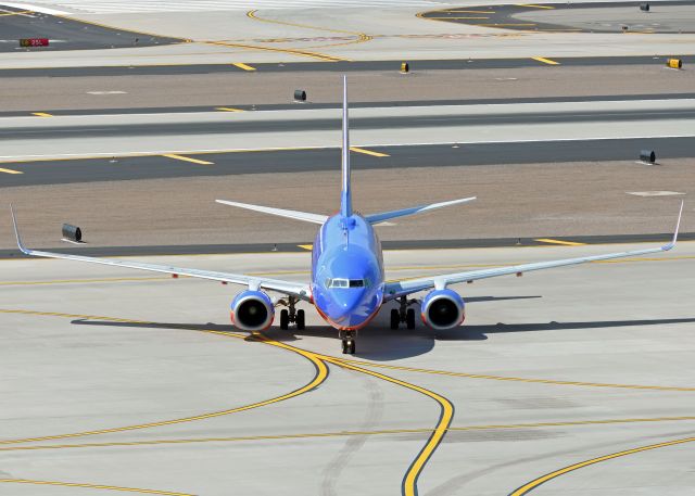 Boeing 737-700 (N270WN)