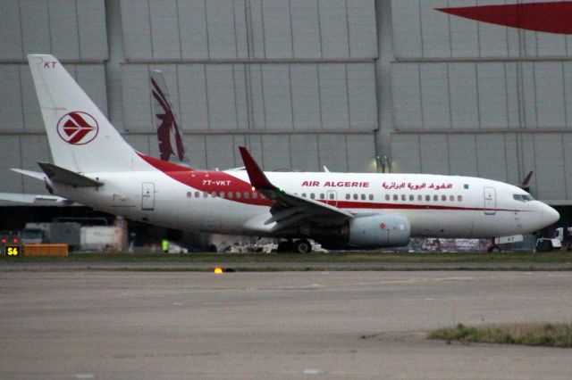 Boeing 737-700 (7T-VKT) - Taxiing to Stand 403 on 3-Feb-20 operating flight DAH2054 from DAAG.