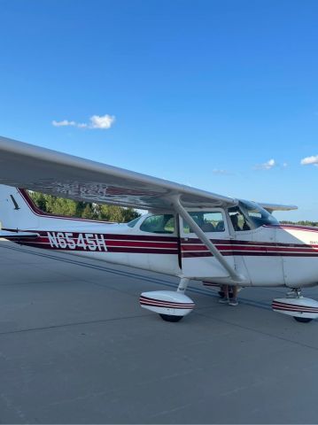 Cessna Skyhawk (N6545H)