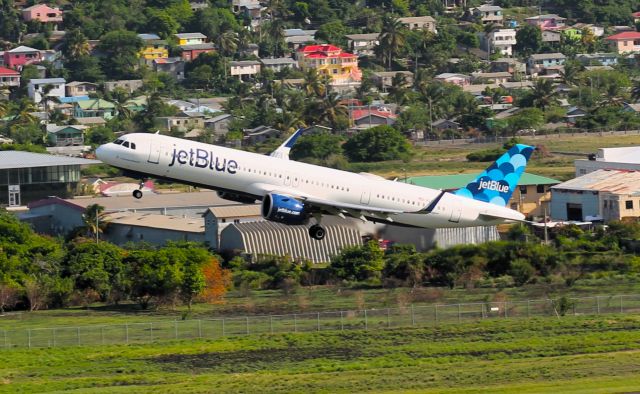 Airbus A321neo (N2047J)