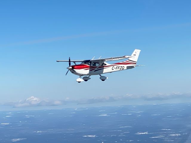 Cessna Skylane (C-FFZQ)