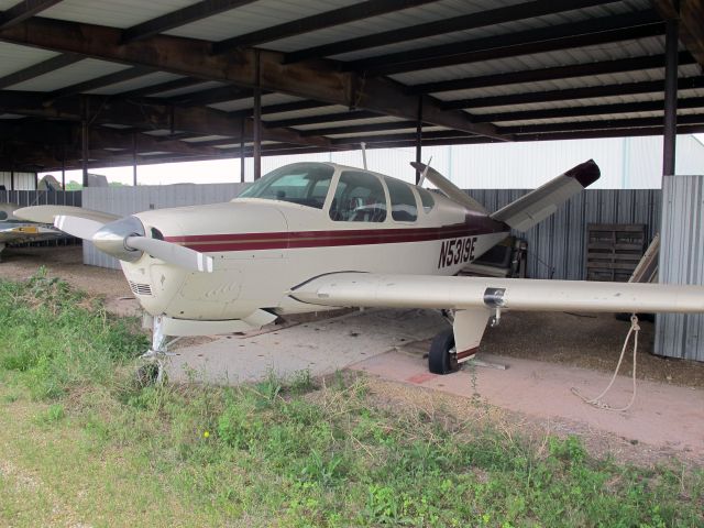 Beechcraft 35 Bonanza (N5319E)