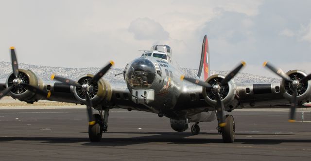 Boeing B-17 Flying Fortress (N5017N) - The Experimental Aircraft Associations "Aluminum Overcast" (N5017N, a B-17G) swings into its parking position on the ramp at Reno Stead Airport at 12:45 yesterday afternoon (30 Mar 2017).  Its arrival from Napa, CA (KAPC) was delayed due to heavy snow squalls in the area around Stead and Reno, but a well-timed arrival enabled the crew to land at RTS between the squalls.  The bomber will be at RTS until Sunday.