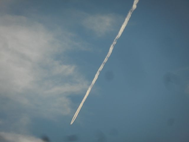 Airbus A321 (N338DN) - N338DN, A Airbus A321-211 Of Delta Airlines, Flies Away While Leaving Very Thick Contrails En-Route To Hartsville-Jackson International, This Aircraft Was First Delivered To Delta On February 13th, 2018