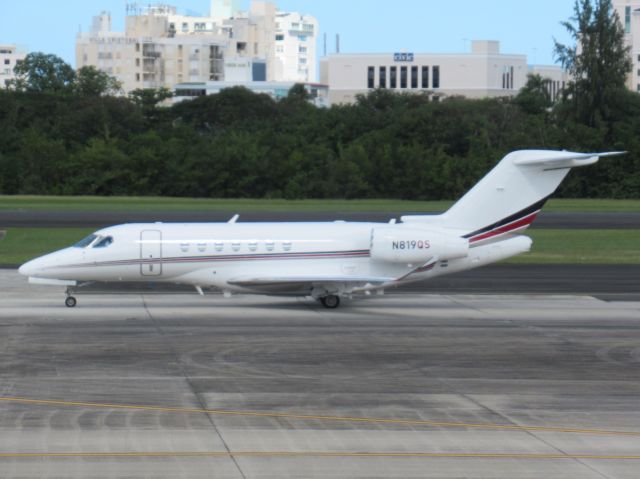 Cessna Citation Longitude (N819QS)