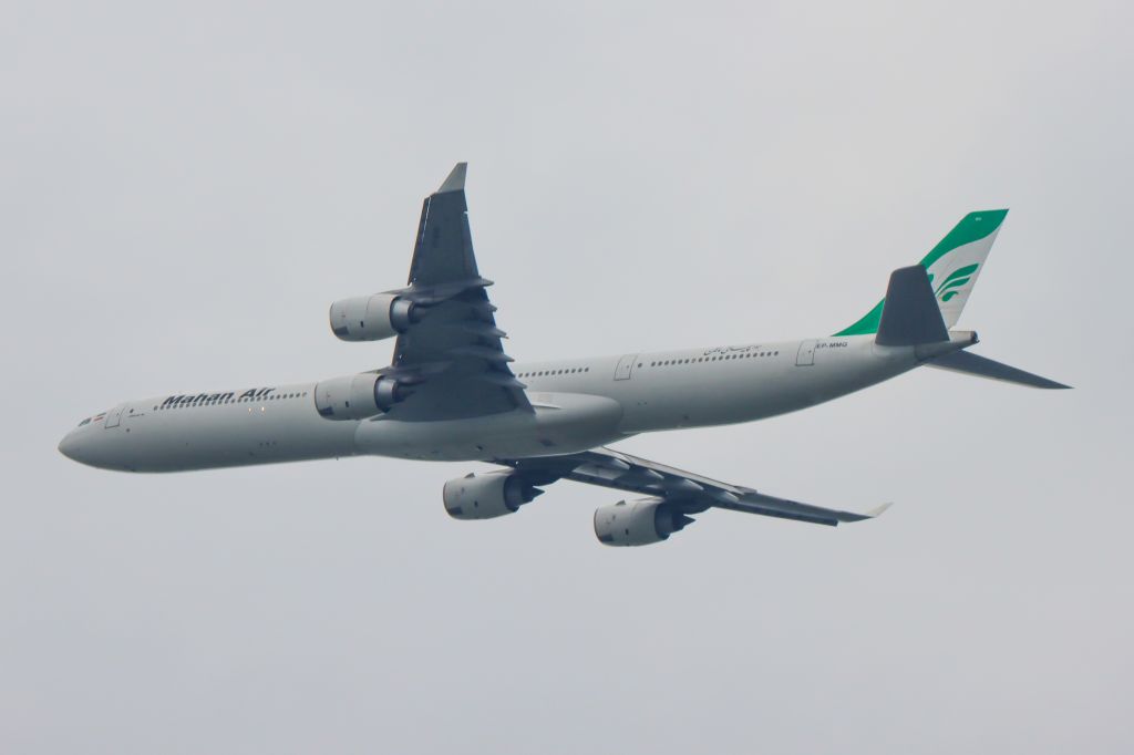 Airbus A340-600 (EP-MMG)