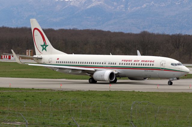 Boeing 737-800 (CN-ROK)