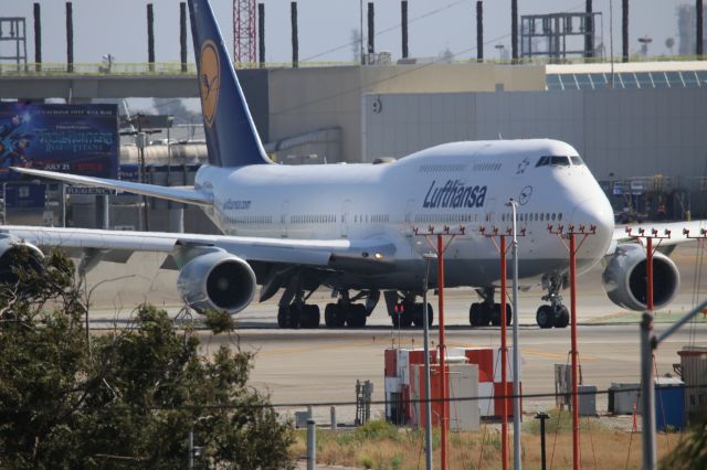 BOEING 747-8 (D-ABYC)