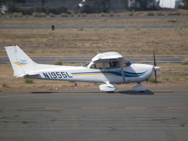 Cessna Skyhawk (N1955L)