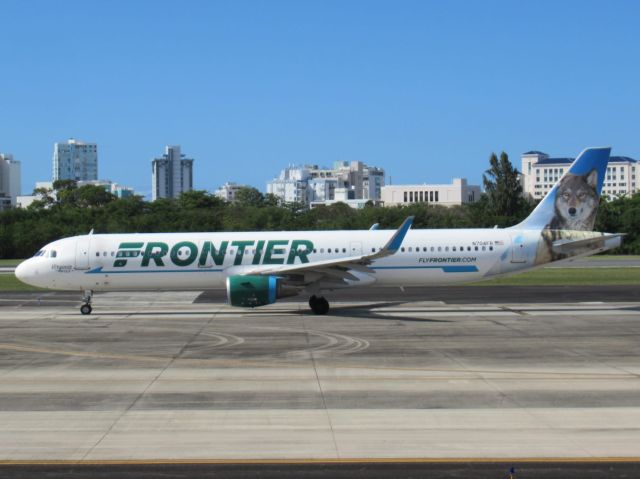 Airbus A321 (N704FR)