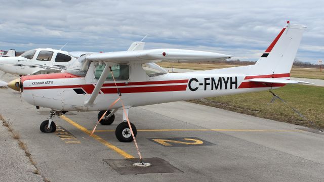 Cessna 152 (C-FMYH)