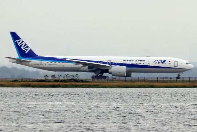 BOEING 777-300 (JA798A) - 'All Nipon 109' departing back to Tokyo Haneda International Airport