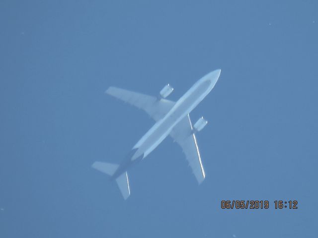 Airbus A300F4-600 (N658FE)