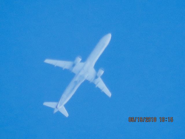 Airbus A321 (N151UW)