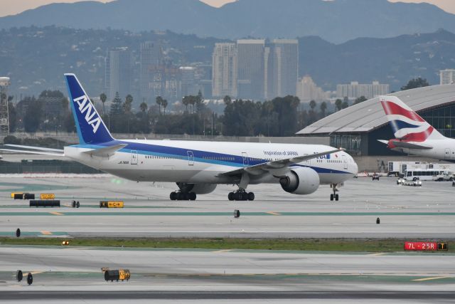 BOEING 777-300ER (JA785A) - Taken 19 Jan 2020
