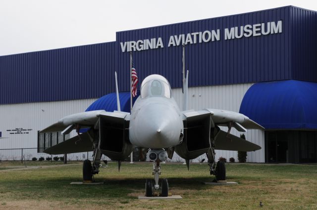 Grumman F-14 Tomcat — - A great little aviation museum.