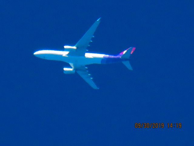 Airbus A330-200 (N370HA)