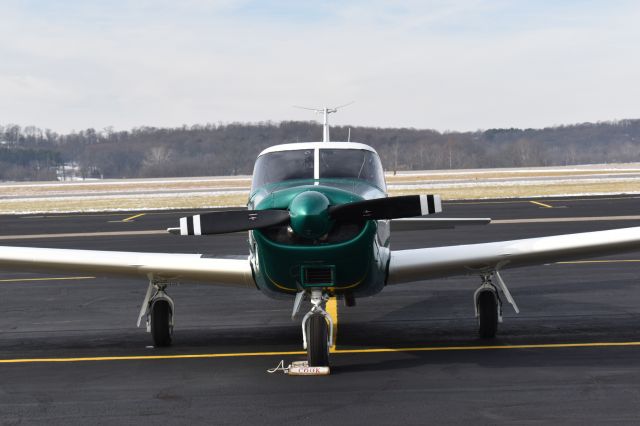 Piper PA-24 Comanche (N6045P)