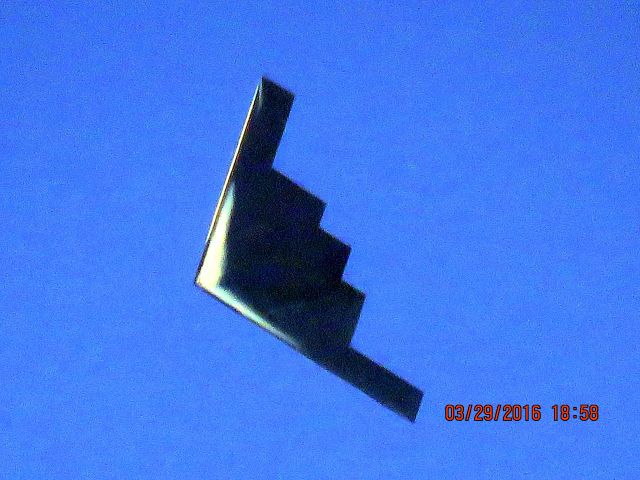 Northrop Spirit (93-1087) - About 30k feet over Southeastern Kansas.