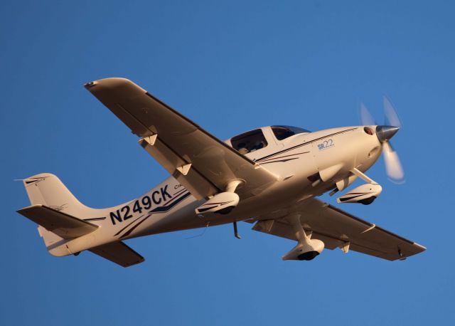 Cirrus SR-22 (N249CK)