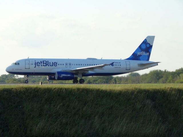 Airbus A320 (N510JB)