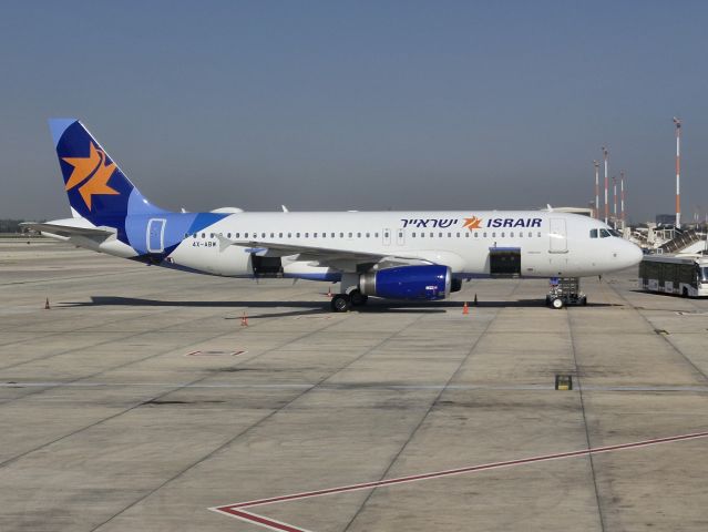 Airbus A320 (4X-ABW)