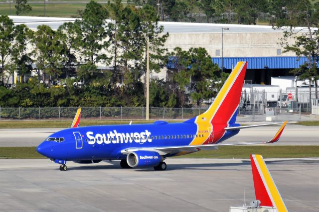 Boeing 737-700 (N933WN)