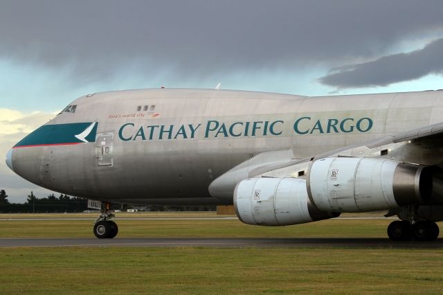 Boeing 747-400 (B-HUL)