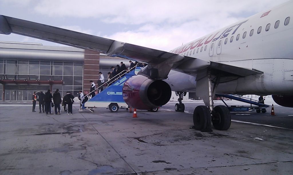 — — - An "Anadolu jet" flight to Erzurum, TR. Anadolu jet is the sister co. of Turkish airlines.